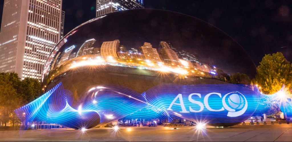 Chicago, IL - 2016 ASCO Annual Meeting - Attendees during Conquer Cancer Day at Wrigley Field at the American Society of Clinical Oncology (ASCO) Annual Meeting here today, Wednesday June 1, 2016. Over 30,000 physicians, researchers and healthcare professionals from over 100 countries are attending the 52nd Annual Meeting which is being held at the McCormick Place convention center. The Annual Meeting highlights the latest findings in all major areas of oncology from basic through clinical and epidemiological studies. Photo by © ASCO/Todd Buchanan 2016 Technical Questions: todd@medmeetingimages.com; ASCO Contact: photos@asco.org
