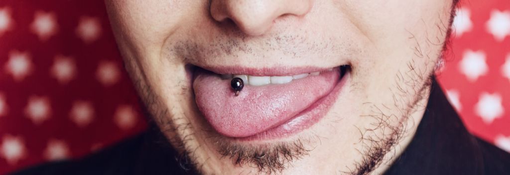 tongue piercing Sol Vazquez Cantero fi