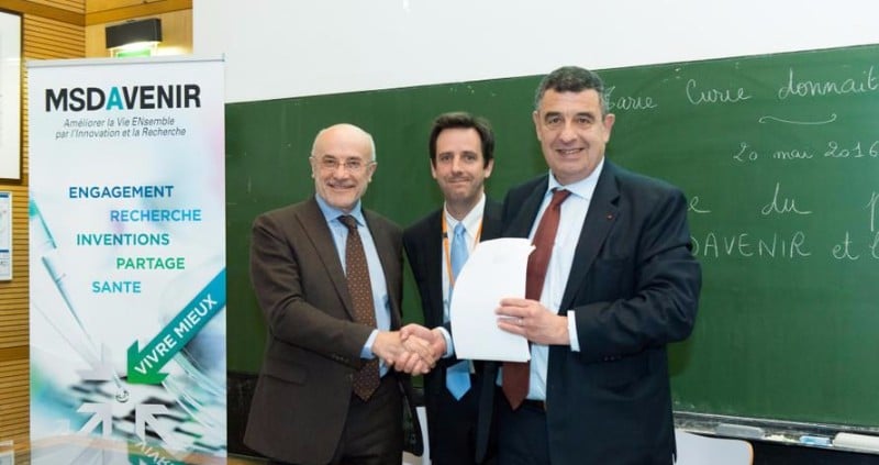 Dominique Blazy (head of scientific conseal at MSDAvenir); Pr Christophe Le Tourneau (MD, PhD) and Pr Thierry Philip (Head of the Institut Curie)