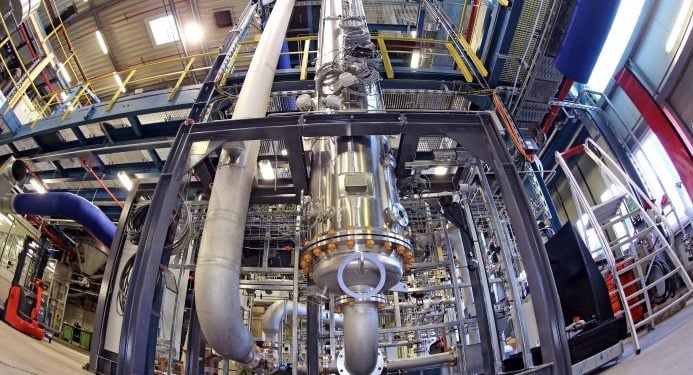 Evonik & Siemens Launch Artificial Photosynthesis-Driven Chemical Plant 3 Evonik & Siemens Launch Artificial Photosynthesis-Driven Chemical Plant 3